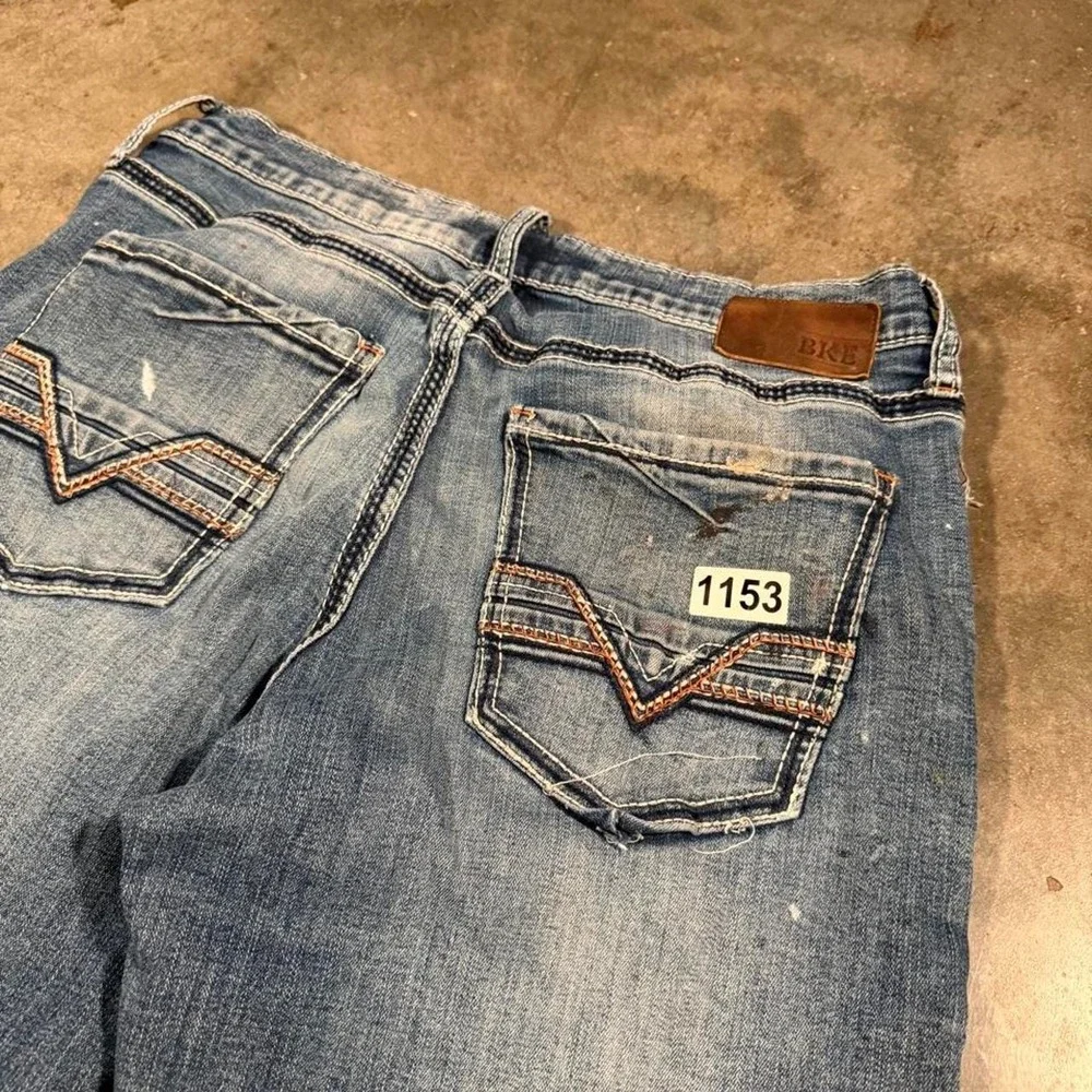 BKE Jake Bootcut Jeans Mens 32x31 Blue Distressed Y2K Denim Medium Wash